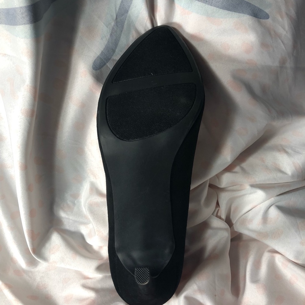 Black suede shoes - Picture 7 of 8